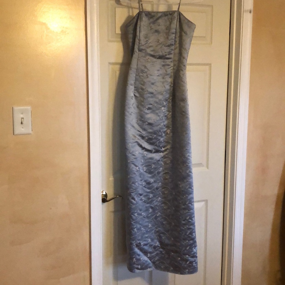 Scott McClintock dress